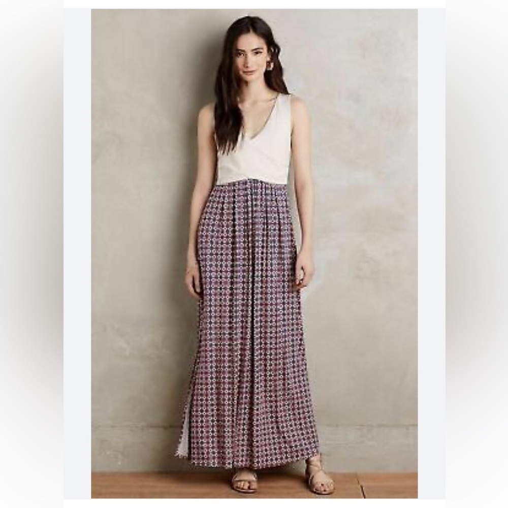 Maeve Anthropologie Sleveless maxi unlined geometric print dress XS v neckline